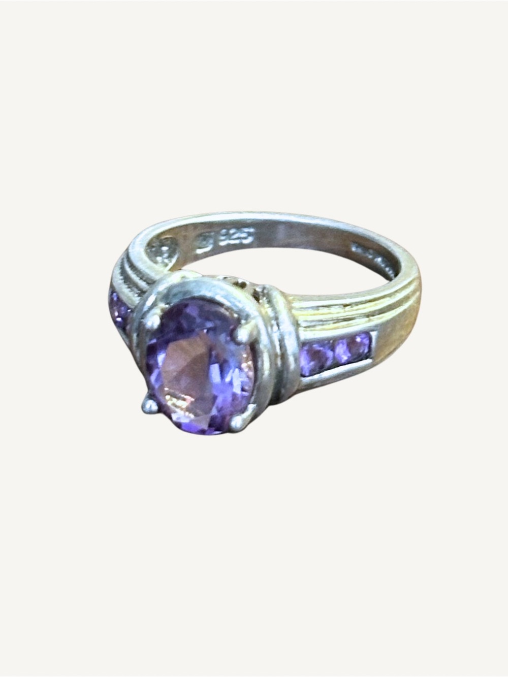 Amethyst Sterling Silver Ring Oval Center Channel Set Shoulders Vintage 90s - Picture 7 of 8